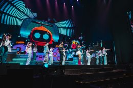 โมเมนต์รักล้นฮอลล์! "จินนี่-เจน่า" เสิร์ฟแฟนคอนคู่ครั้งแรก โชว์ครบรสพร้อมแขกรับเชิญคุณภาพ ในงาน "GINNYJAYNA [HEART TO HEART] FANCON"